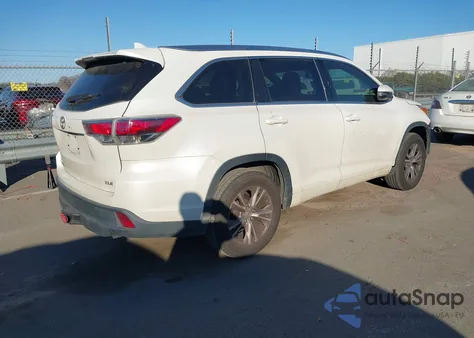 2015 Toyota Highlander Xle V6 из США, поврежденный, VIN 5TDKKRFHXFS111231